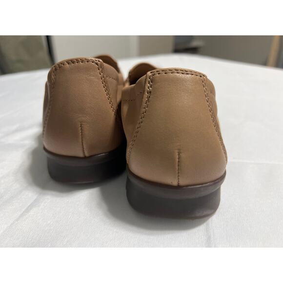 Clarks Jenette Ruby Leather Shoes 10 - Picture 6 of 8